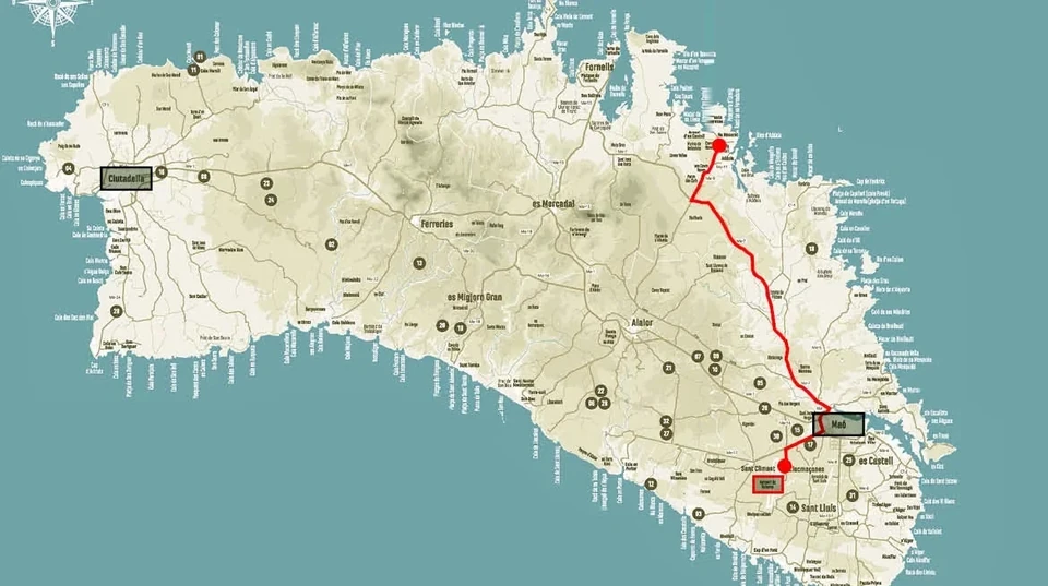 Karte von Menorca mit der Lage von Coves Noves und der Route vom Flughafen